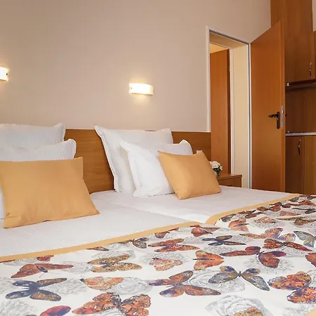 Wela 4* Slăntjev Brjag